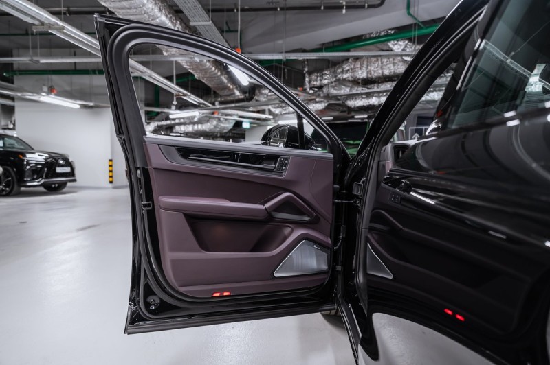 Porsche Cayenne GTS Coupé 2026