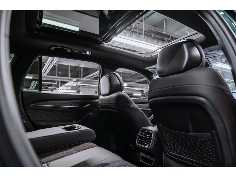 Geely Monjaro Full Moon (Xingyue L) 2026