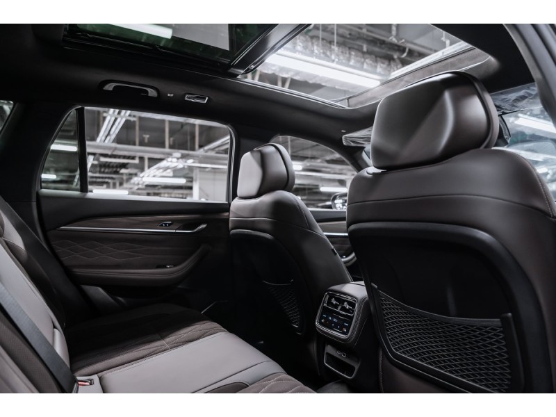 Geely Monjaro Full Moon (Xingyue L) 2026