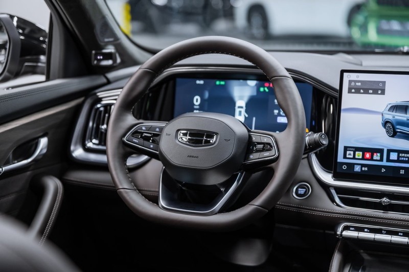 Geely Monjaro Full Moon (Xingyue L) 2026