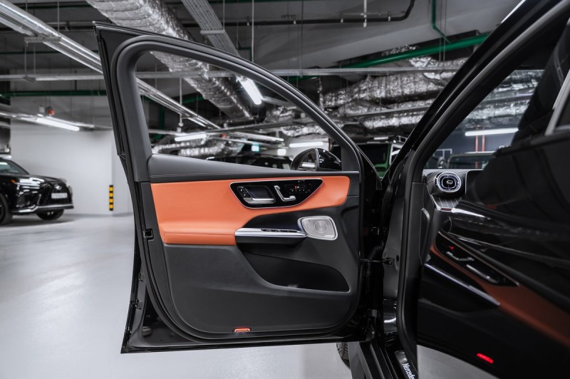 Mercedes-Benz GLC Coupe GLC 300 4MATIC Coupe 2025