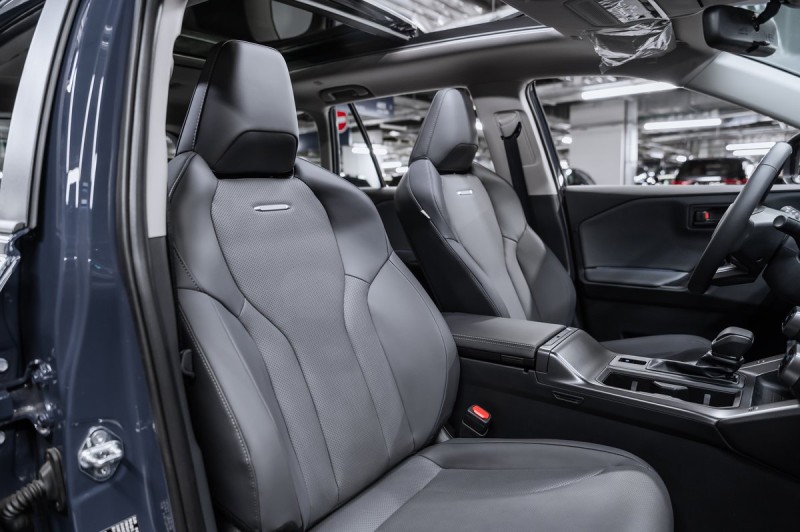 Toyota RAV4 Luxury 2026