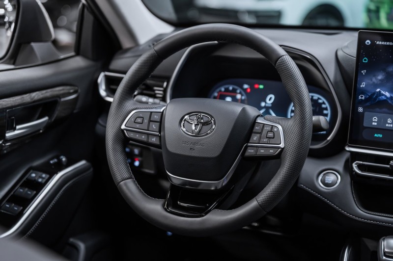 Toyota Highlander Supreme 2026