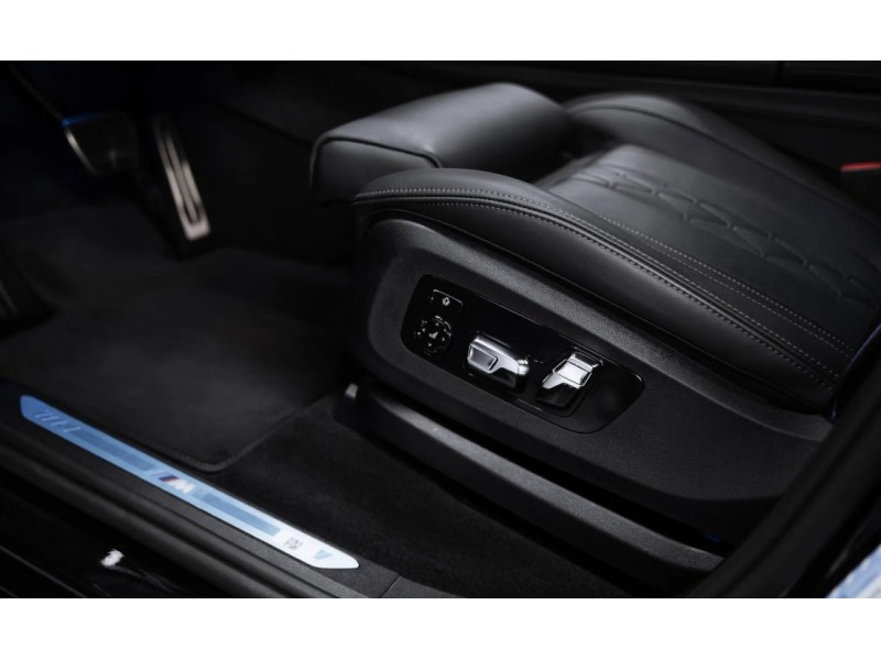 BMW X7 xDrive40d M Sport Pro 2025
