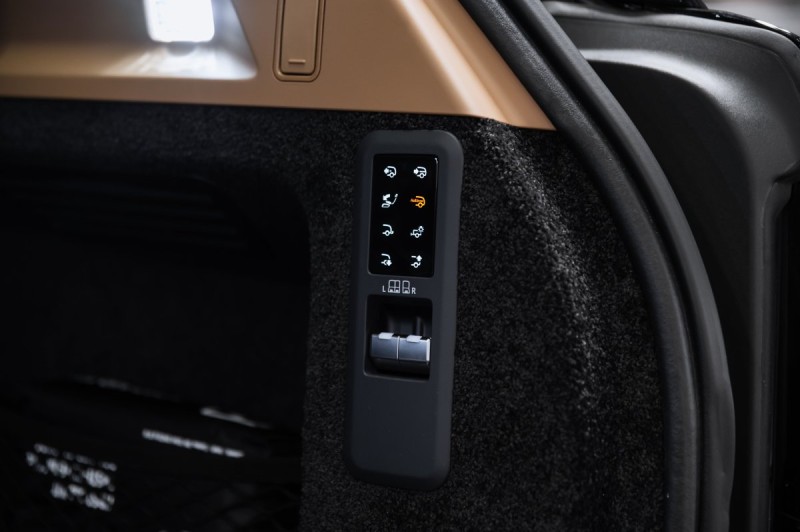 Land Rover Range Rover V — 2026