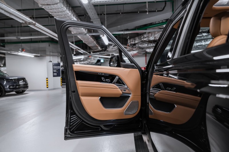 Land Rover Range Rover V — 2026