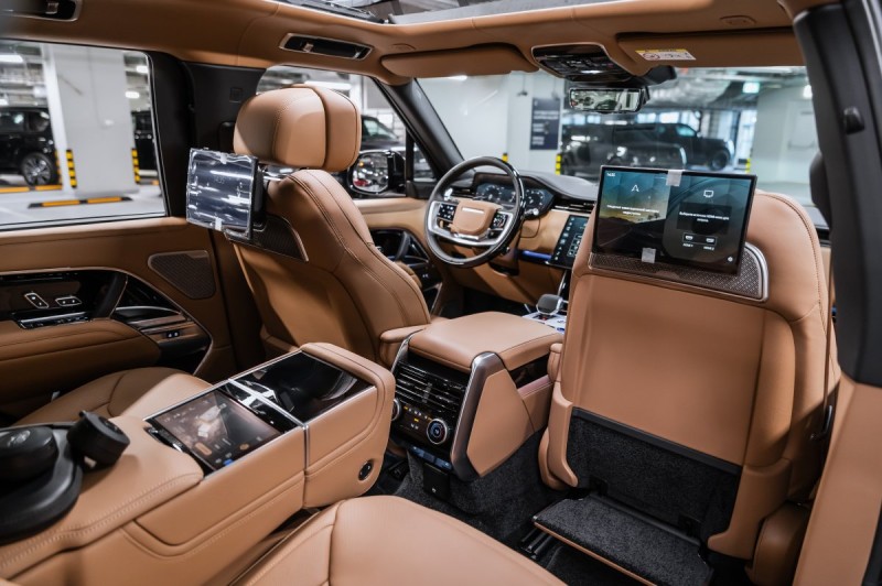 Land Rover Range Rover V — 2026
