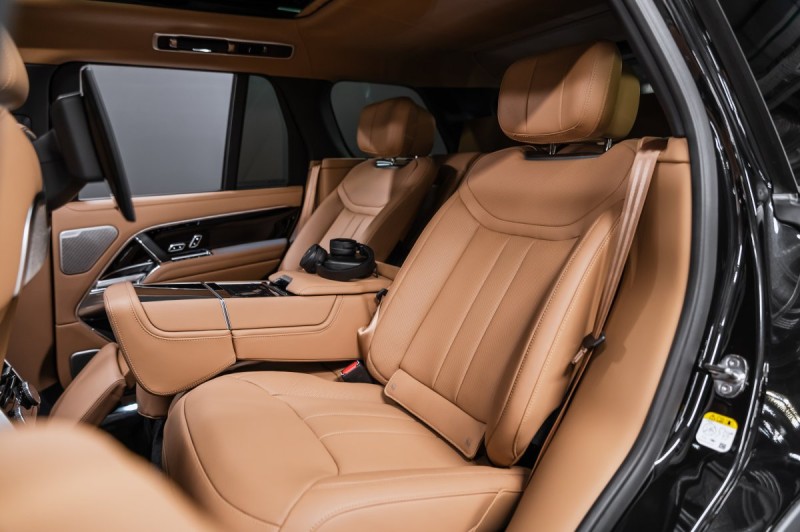Land Rover Range Rover V — 2026