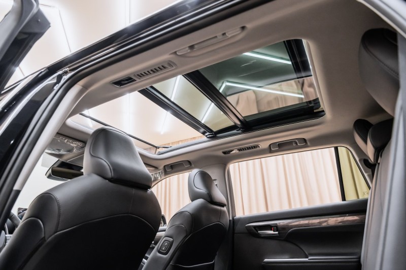 Toyota Highlander IV — 2026
