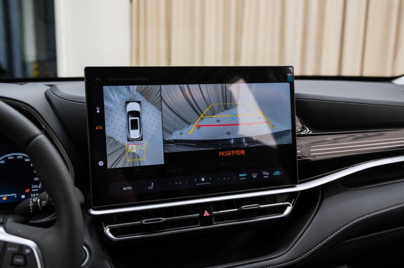 Toyota Highlander IV — 2026