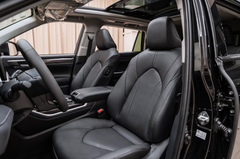 Toyota Highlander IV — 2026