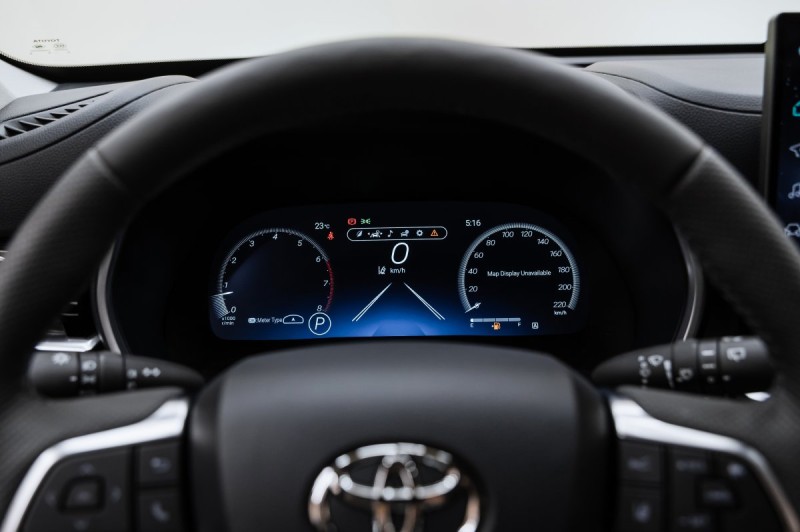 Toyota Highlander IV — 2026