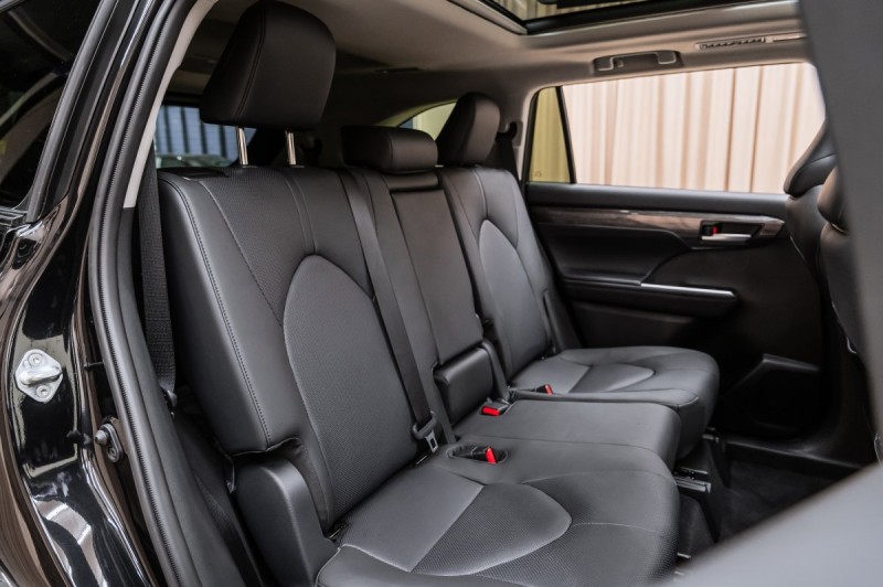 Toyota Highlander IV — 2026