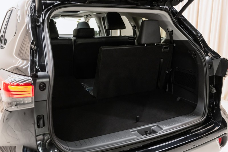 Toyota Highlander IV — 2026