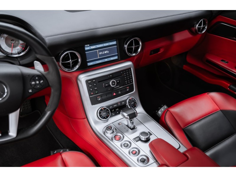 Mercedes-Benz SLS AMG  2010