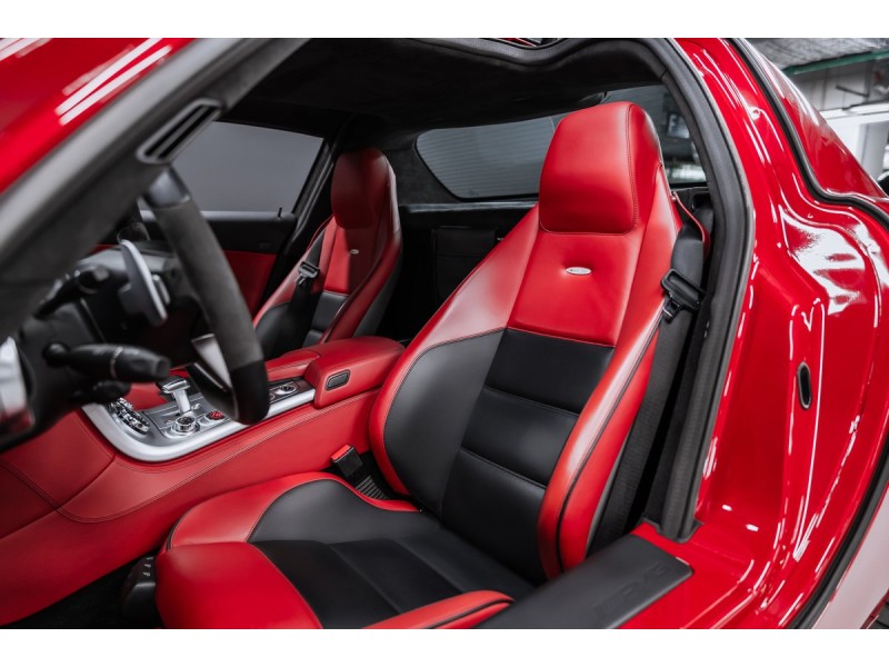 Mercedes-Benz SLS AMG  2010