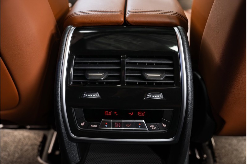 BMW X7 G07 рестайлинг — 2023