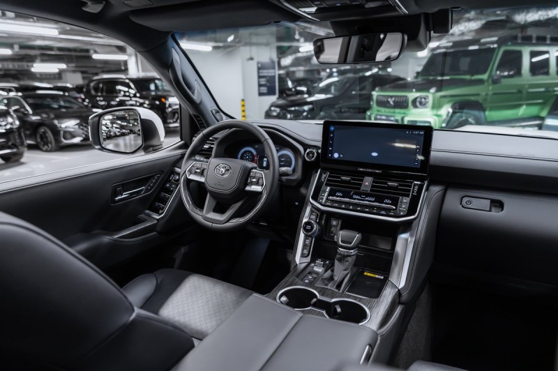 Toyota Land Cruiser ZX (7 мест) 2026