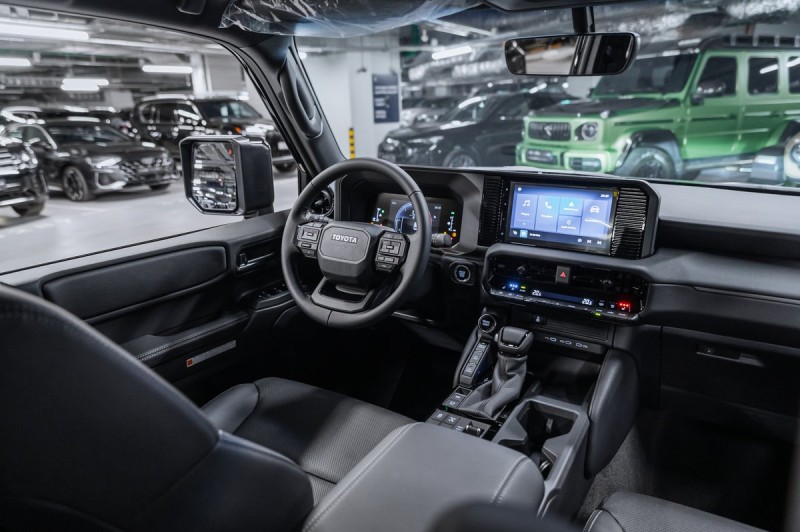 Toyota Land Cruiser Prado Комфорт 2025