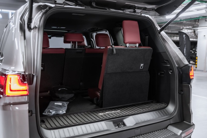 Lexus LX Luxury 2026
