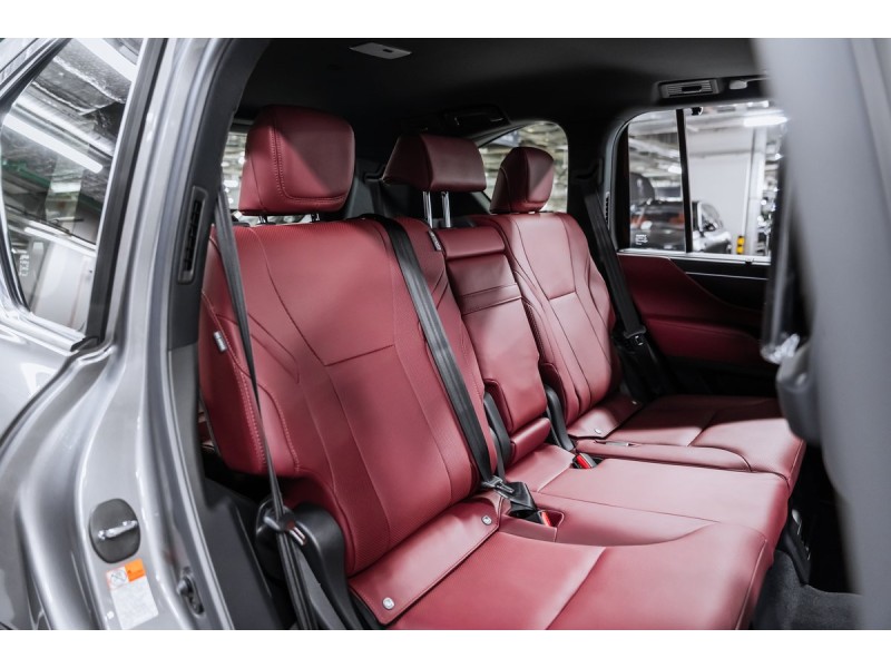 Lexus LX Luxury 2026