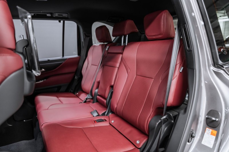 Lexus LX Luxury 2026