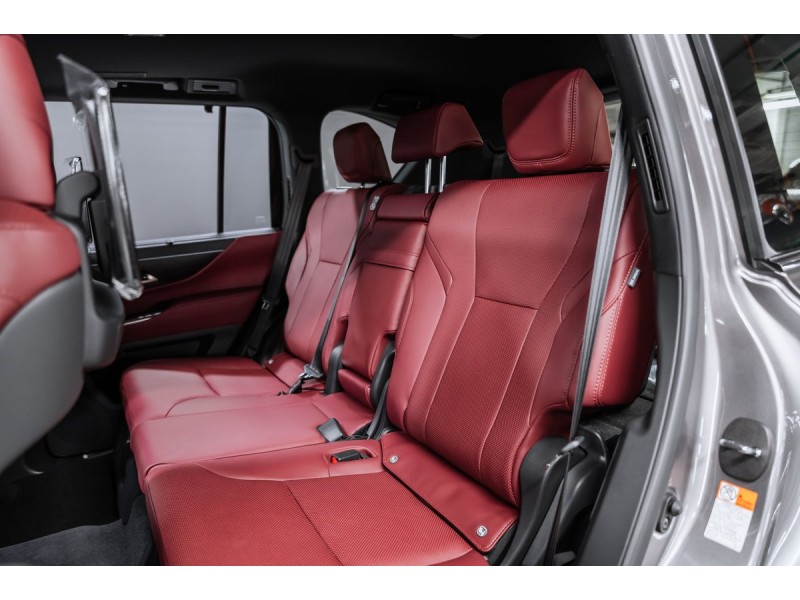 Lexus LX Luxury 2026