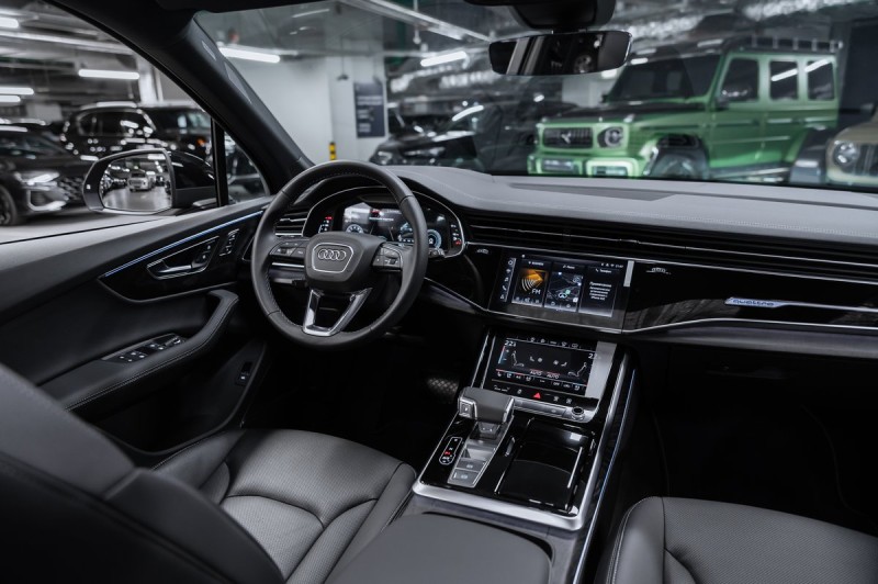 Audi Q7 45 TFSI quattro tiptronic 2025