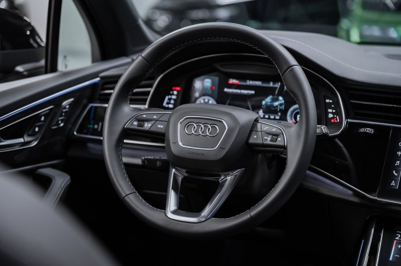 Audi Q7 45 TFSI quattro tiptronic 2025