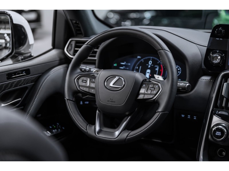 Lexus LX Luxury 2026