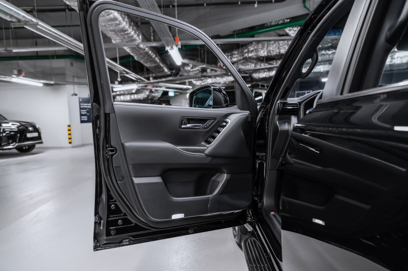 Toyota Land Cruiser ZX (7 мест) 2026