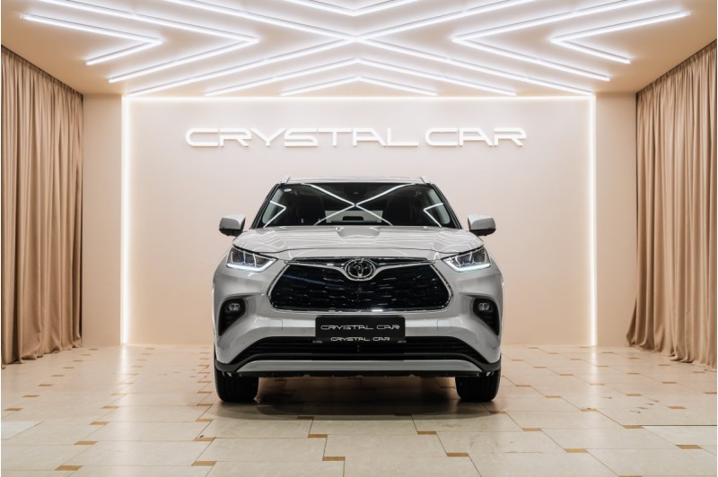 Toyota Highlander IV — 2026
