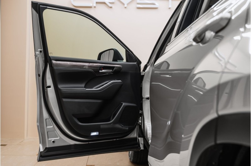 Toyota Highlander IV — 2026
