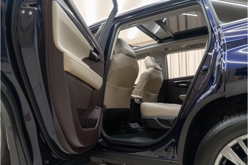 Toyota Highlander IV — 2026