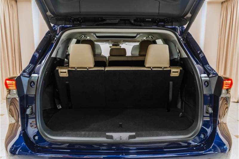 Toyota Highlander IV — 2026
