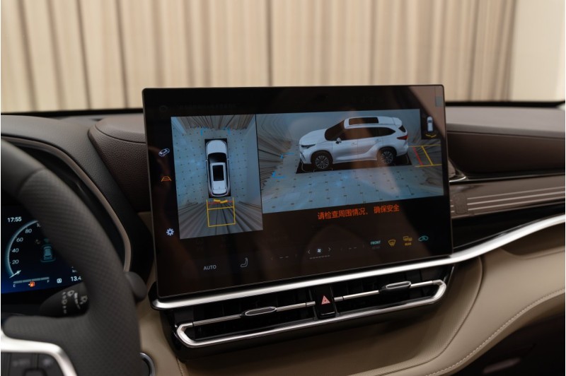Toyota Highlander IV — 2026