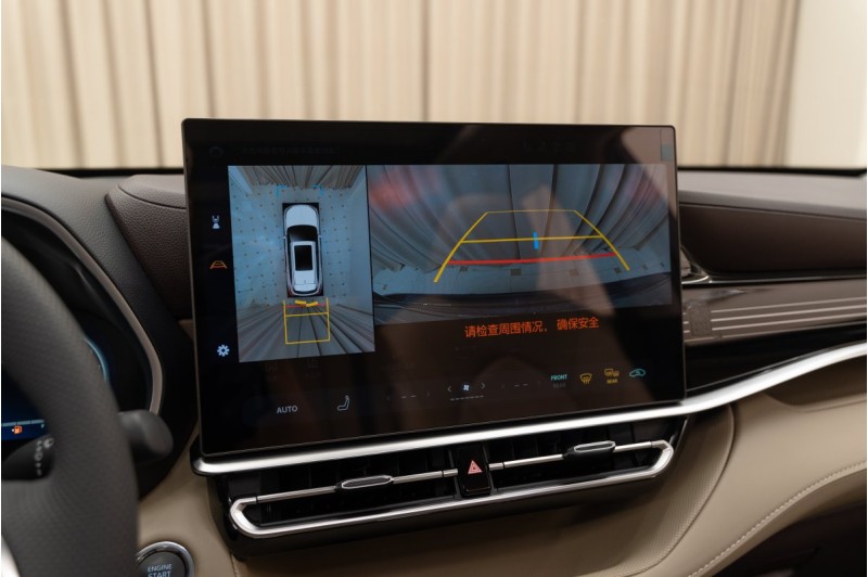 Toyota Highlander IV — 2026