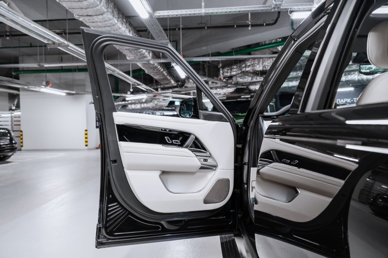 Land Rover Range Rover Autobiography 2026