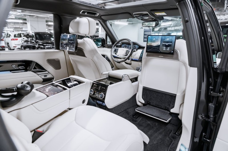 Land Rover Range Rover Autobiography 2026