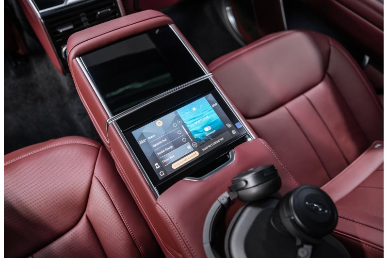 Land Rover Range Rover Autobiography 2026