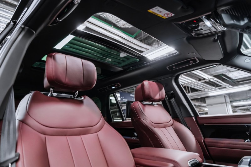 Land Rover Range Rover Autobiography 2026
