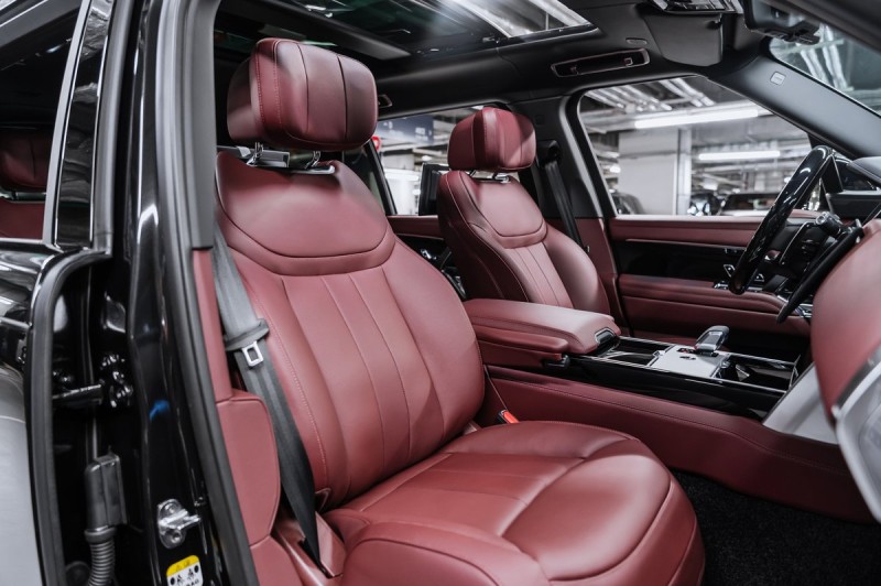 Land Rover Range Rover Autobiography 2026