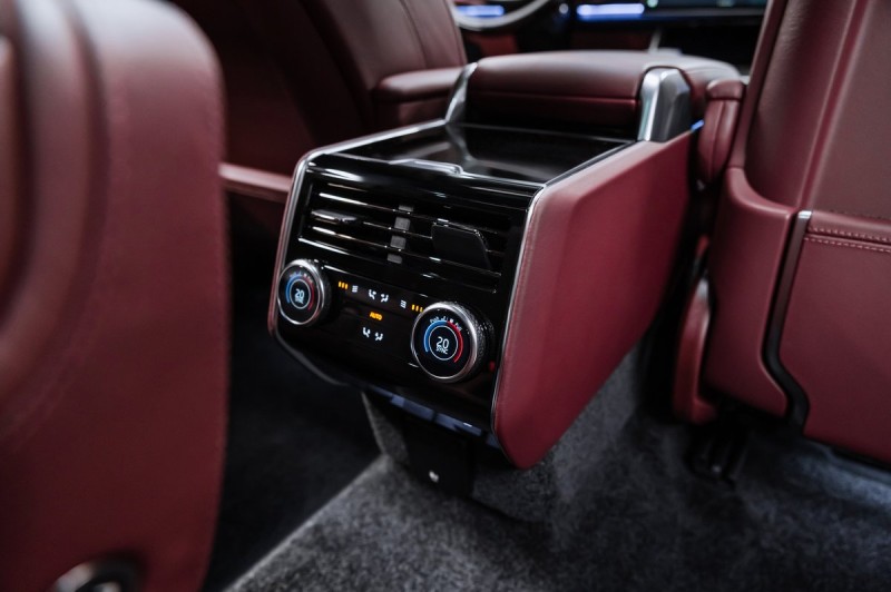 Land Rover Range Rover Autobiography 2026