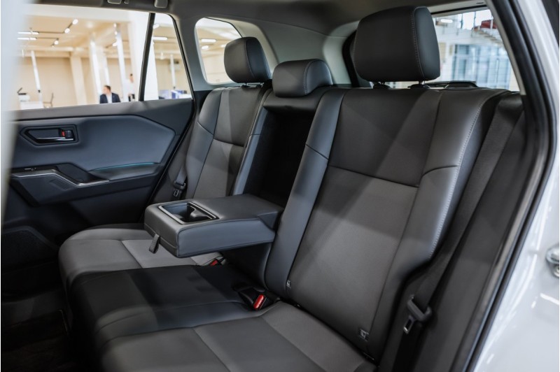 Toyota RAV4 VI — 2026