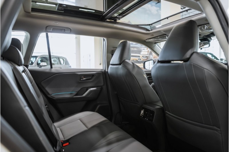 Toyota RAV4 VI — 2026