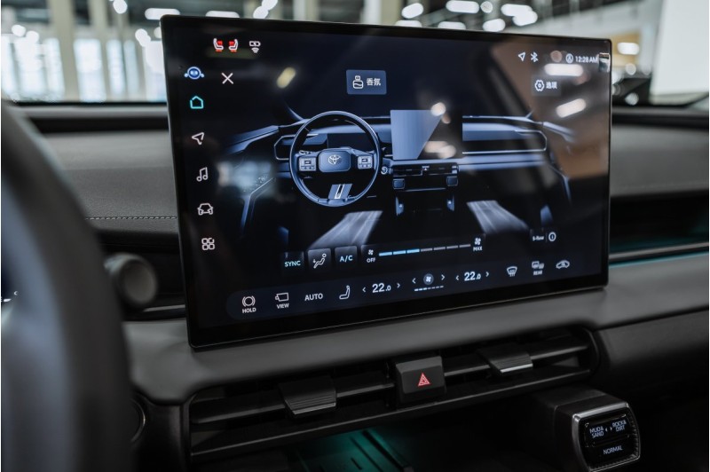 Toyota RAV4 VI — 2026