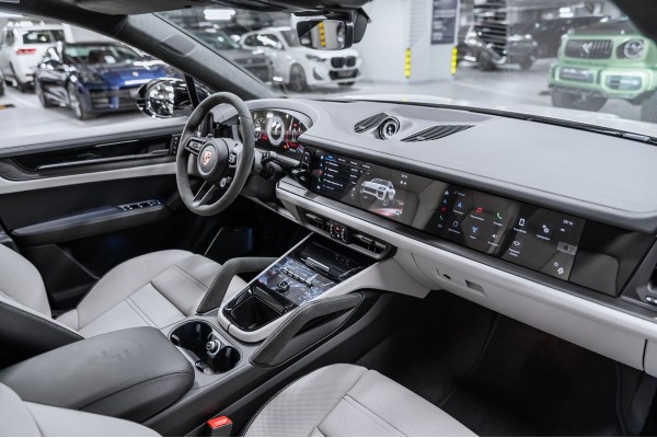 Porsche Cayenne GTS Coupé 2026