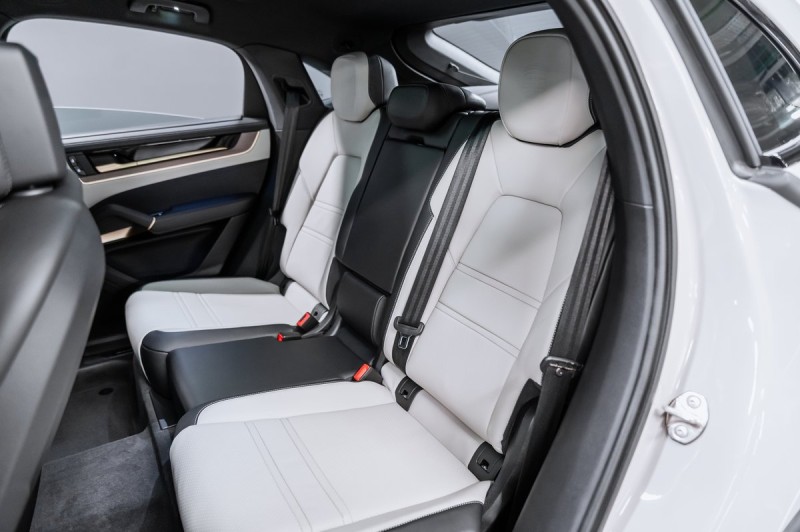 Porsche Cayenne Coupé 2026