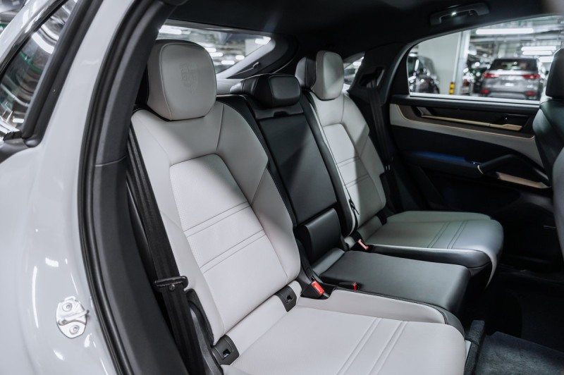 Porsche Cayenne Coupé 2026