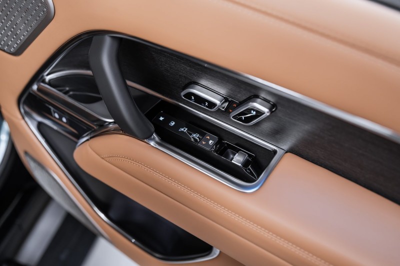 Land Rover Range Rover Autobiography 2025